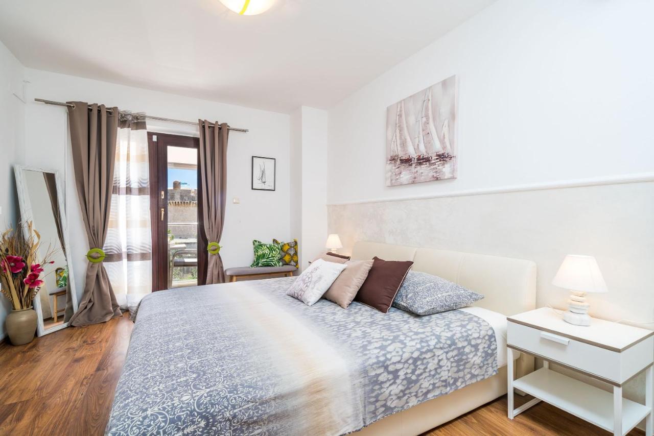 دوبروفينك Orsetta Apartments المظهر الخارجي الصورة