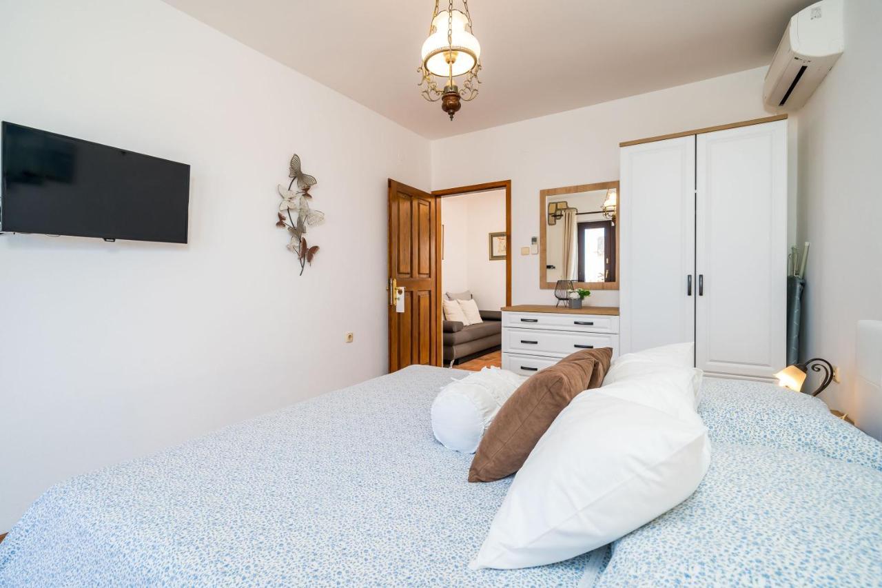 دوبروفينك Orsetta Apartments المظهر الخارجي الصورة